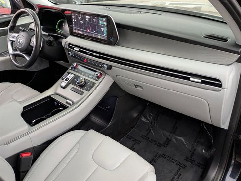 Used 2024 Hyundai Palisade SEL image 28