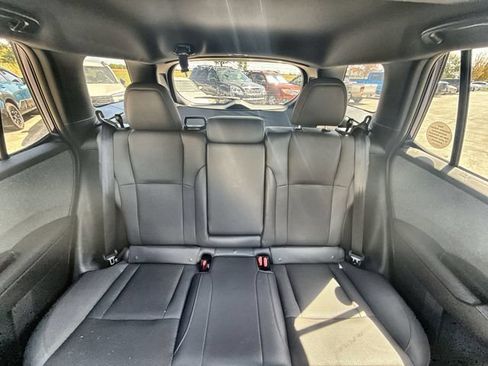 Used 2026 Subaru Outback Limited AWD/4WD image 23