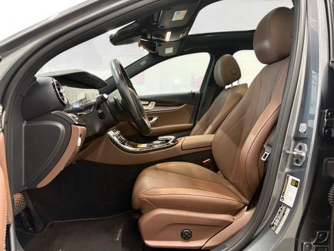 Used 2019 Mercedes-Benz E 300 4MATIC image 9