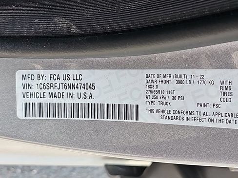 Used 2022 RAM 1500 Laramie AWD/4WD image 38