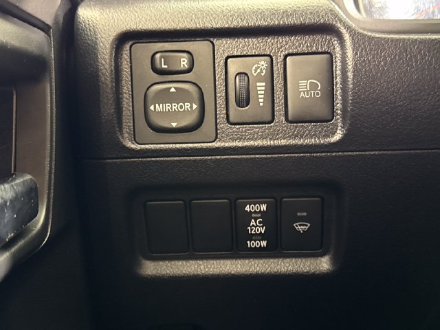 Used 2023 Toyota 4Runner SR5 Premium AWD/4WD image 38