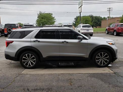 Used 2020 Ford Explorer ST w/ Premium Technology Package AWD/4WD image 7