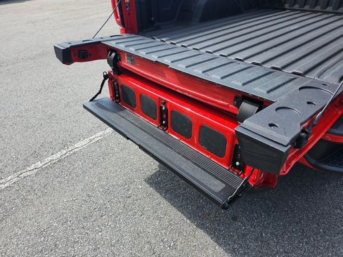Used 2021 GMC Sierra 1500 AT4 AWD/4WD image 11