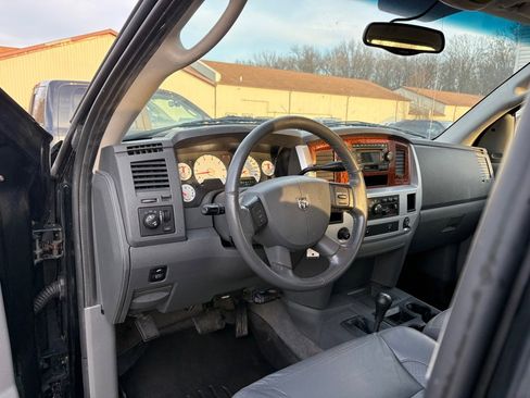 Used 2006 Dodge Ram 2500 Truck Laramie w/ Trailer Tow Group image 13