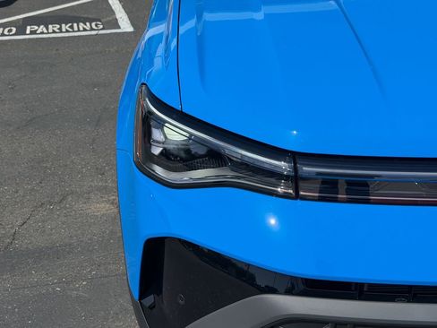 New 2026 Volkswagen Taos SE FWD image 5
