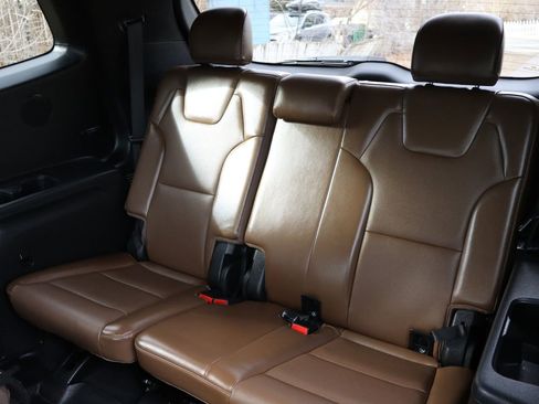 Used 2020 Kia Telluride SX w/ SX Prestige Package image 21