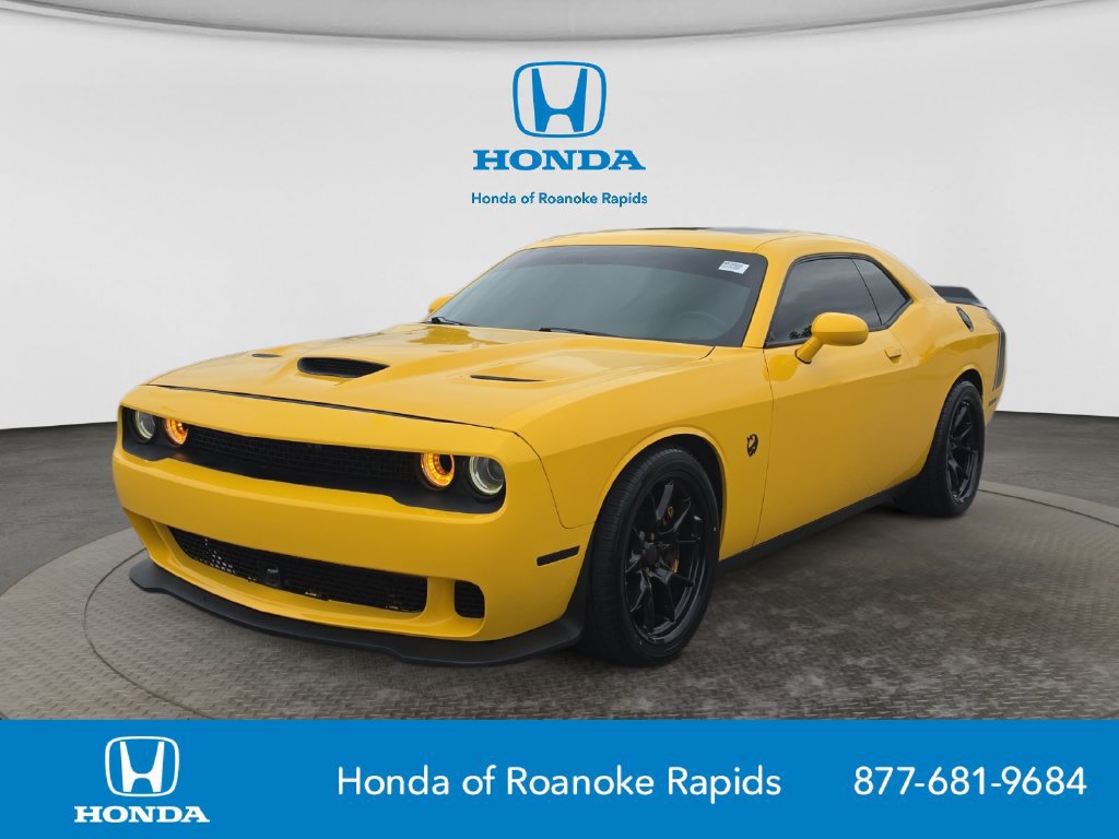 Used 2018 Dodge Challenger R/T Scat Pack w/ Dynamics Package RWD image 1