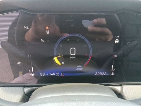 Used 2024 Chevrolet TrailBlazer RS AWD/4WD image 25