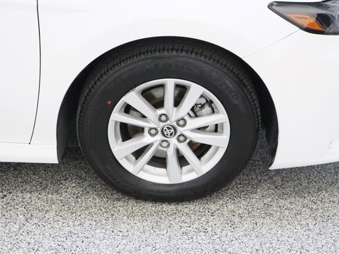 Certified 2025 Toyota Camry LE FWD image 5