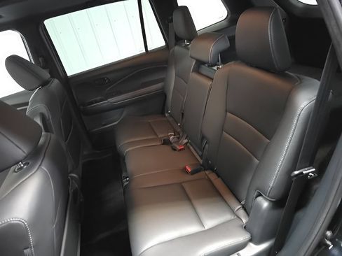 Used 2023 Honda Passport EX-L image 32