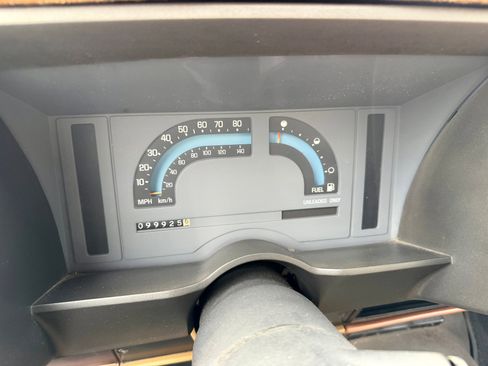 Used 1988 Chevrolet S10 Pickup 2WD Regular Cab image 47