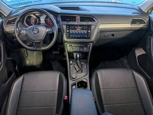 Used 2019 Volkswagen Tiguan SE w/ Panoramic Sunroof Package AWD/4WD image 14