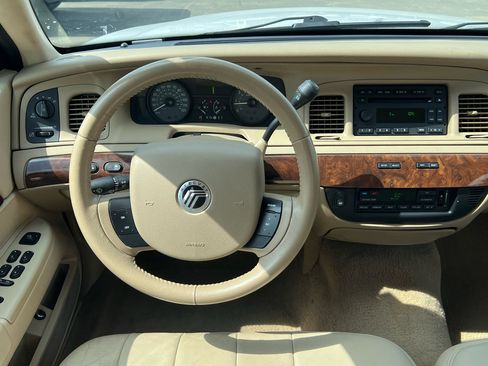 Used 2008 Mercury Grand Marquis LS image 35