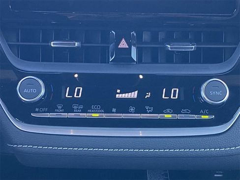 Certified 2025 Toyota Corolla XSE image 28