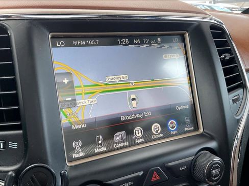 Used 2017 Jeep Grand Cherokee Summit AWD/4WD image 32
