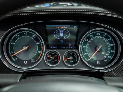 Used 2014 Bentley Continental GT image 21