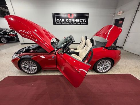 Used 2010 BMW Z4 sDrive35i image 64