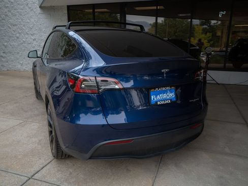 Used 2023 Tesla Model Y Long Range AWD/4WD image 5
