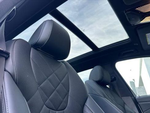 Used 2023 BMW X5 sDrive40i w/ Climate Comfort Package RWD image 16