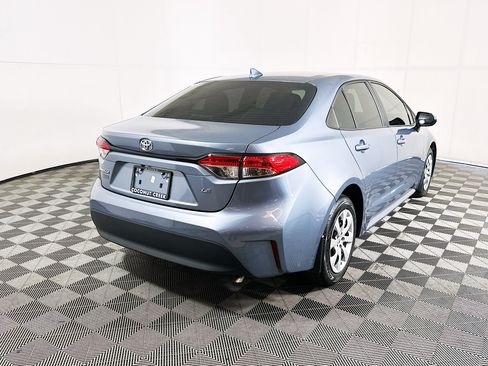 Used 2024 Toyota Corolla LE FWD image 3