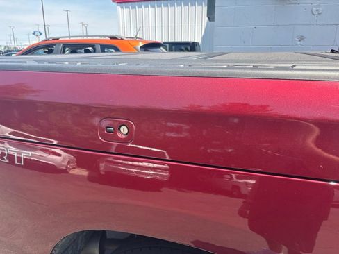 Used 2023 RAM 1500 Laramie AWD/4WD image 16