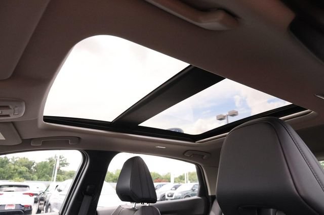 Used 2024 Nissan Ariya AWD image 9