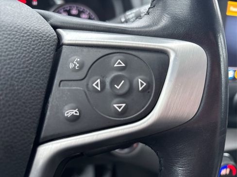 Used 2022 GMC Terrain SLT image 26