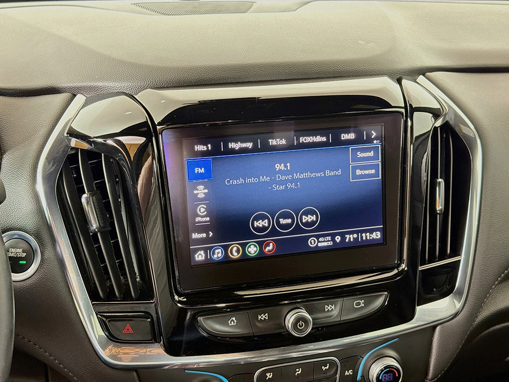 Used 2023 Chevrolet Traverse LT AWD/4WD image 36