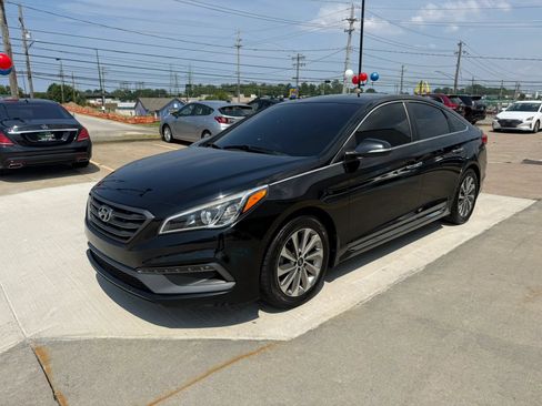 Used 2017 Hyundai Sonata Sport w/ Value Edition Package 02 FWD image 5
