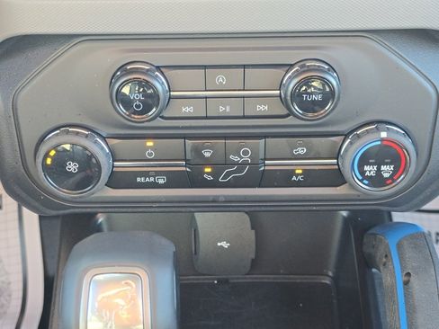 Used 2024 Ford Bronco Black Diamond image 33