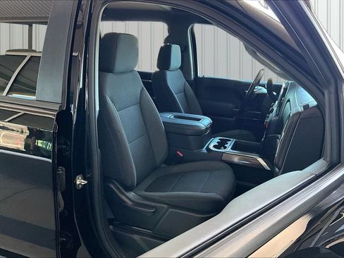 Used 2022 Chevrolet Silverado 1500 LT Trail Boss w/ Convenience Package II AWD/4WD image 17