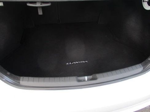 Used 2017 Hyundai Elantra Value Edition w/ Cargo Package image 12