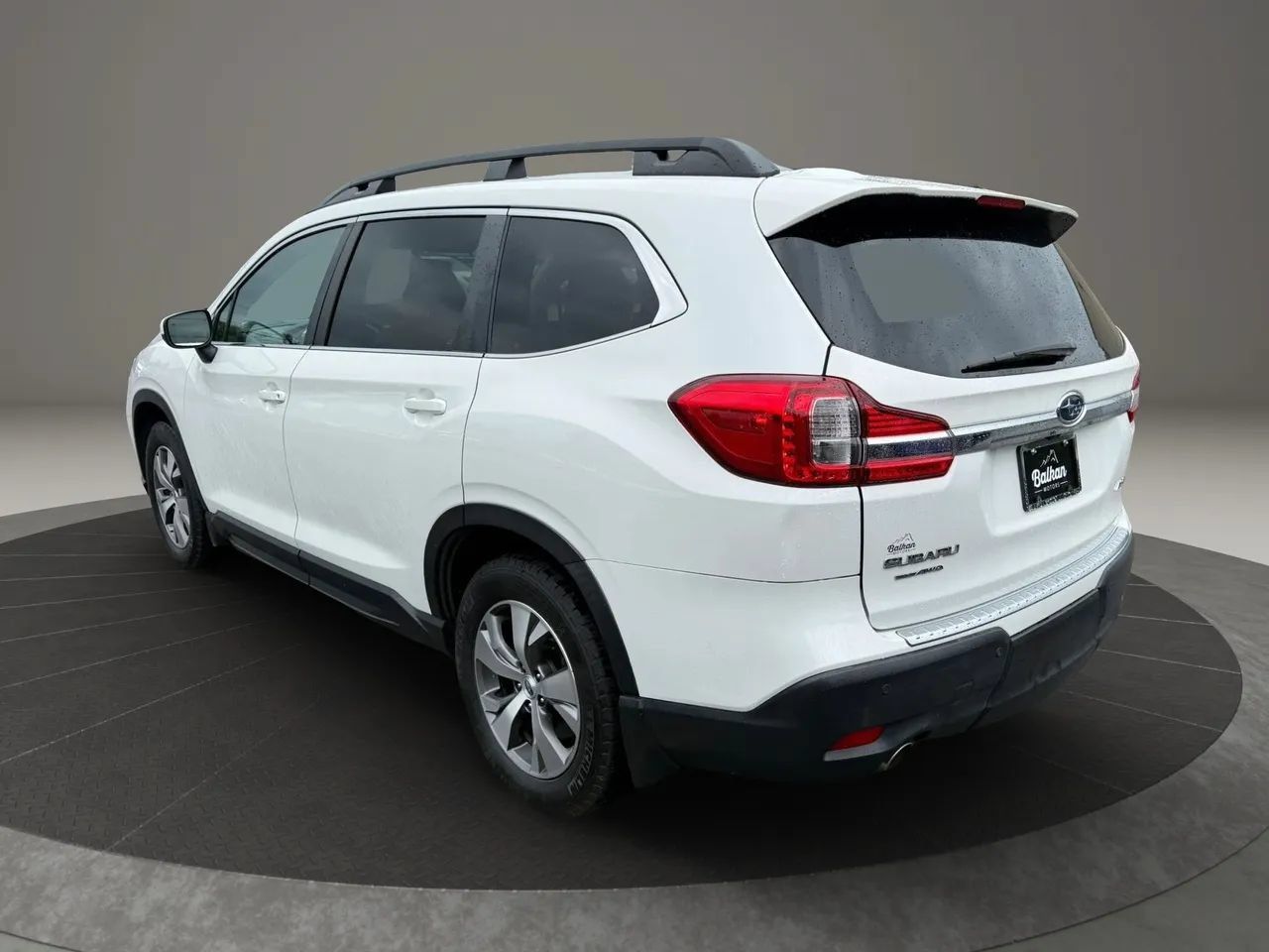 Used 2021 Subaru Ascent Premium w/ Convenience Package AWD/4WD image 8