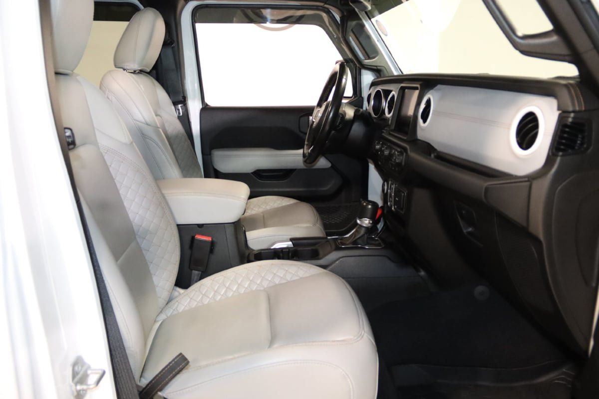 Used 2021 Jeep Gladiator Overland AWD/4WD image 62