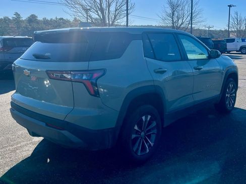 New 2026 Chevrolet Equinox LT w/ Convenience Package II AWD/4WD image 6