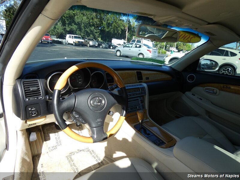 Used 2005 Lexus SC 430 Convertible RWD image 38