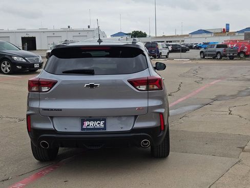 Used 2023 Chevrolet TrailBlazer RS w/ Sun and Liftgate Package image 6