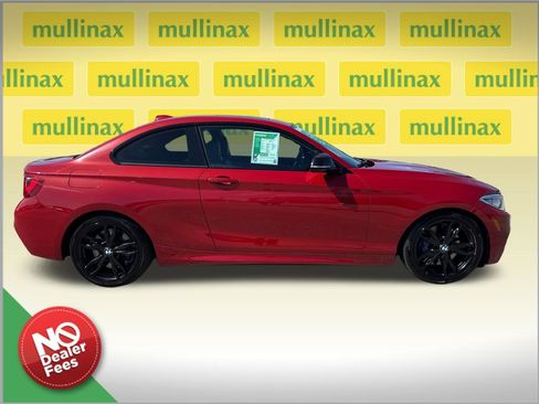 Used 2015 BMW M235i Coupe RWD image 2