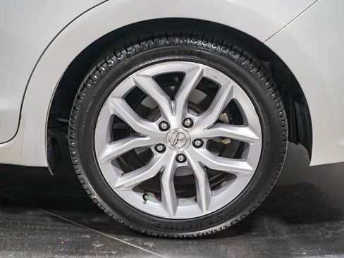 Used 2020 Acura ILX image 5