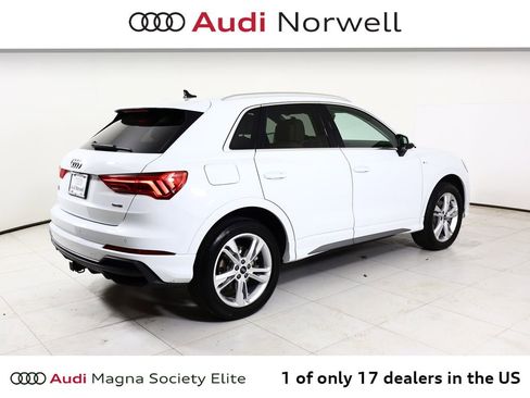 Used 2023 Audi Q3 2.0T Premium w/ Convenience Package AWD/4WD image 17