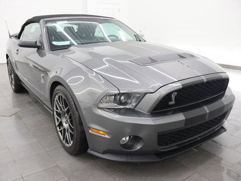 Used 2011 Ford Mustang Shelby GT500 w/ SVT Performance Pkg RWD image 2