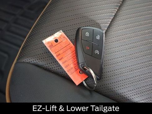 Used 2024 GMC Canyon AT4 w/ AT4 Premium Package AWD/4WD image 39