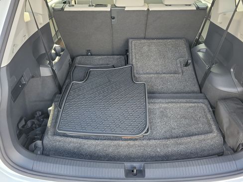 Used 2022 Volkswagen Tiguan S w/ IQ.Drive Package FWD image 7