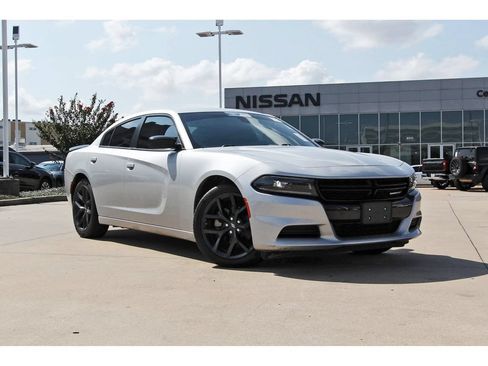 Used 2023 Dodge Charger SXT w/ Blacktop Package RWD image 1