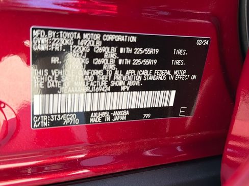 Used 2024 Toyota Venza Nightshade image 37