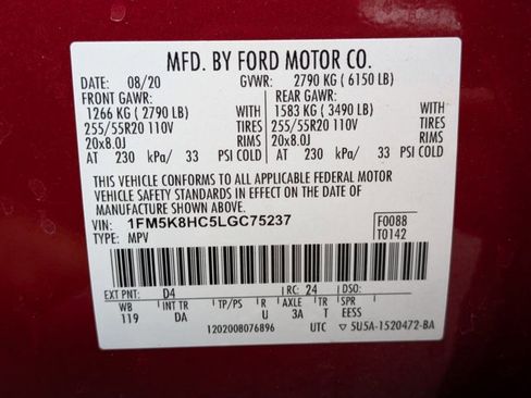 Used 2020 Ford Explorer Platinum w/ Premium Technology Package AWD/4WD image 20