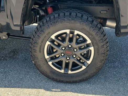 New 2025 Toyota Tacoma TRD Sport image 18