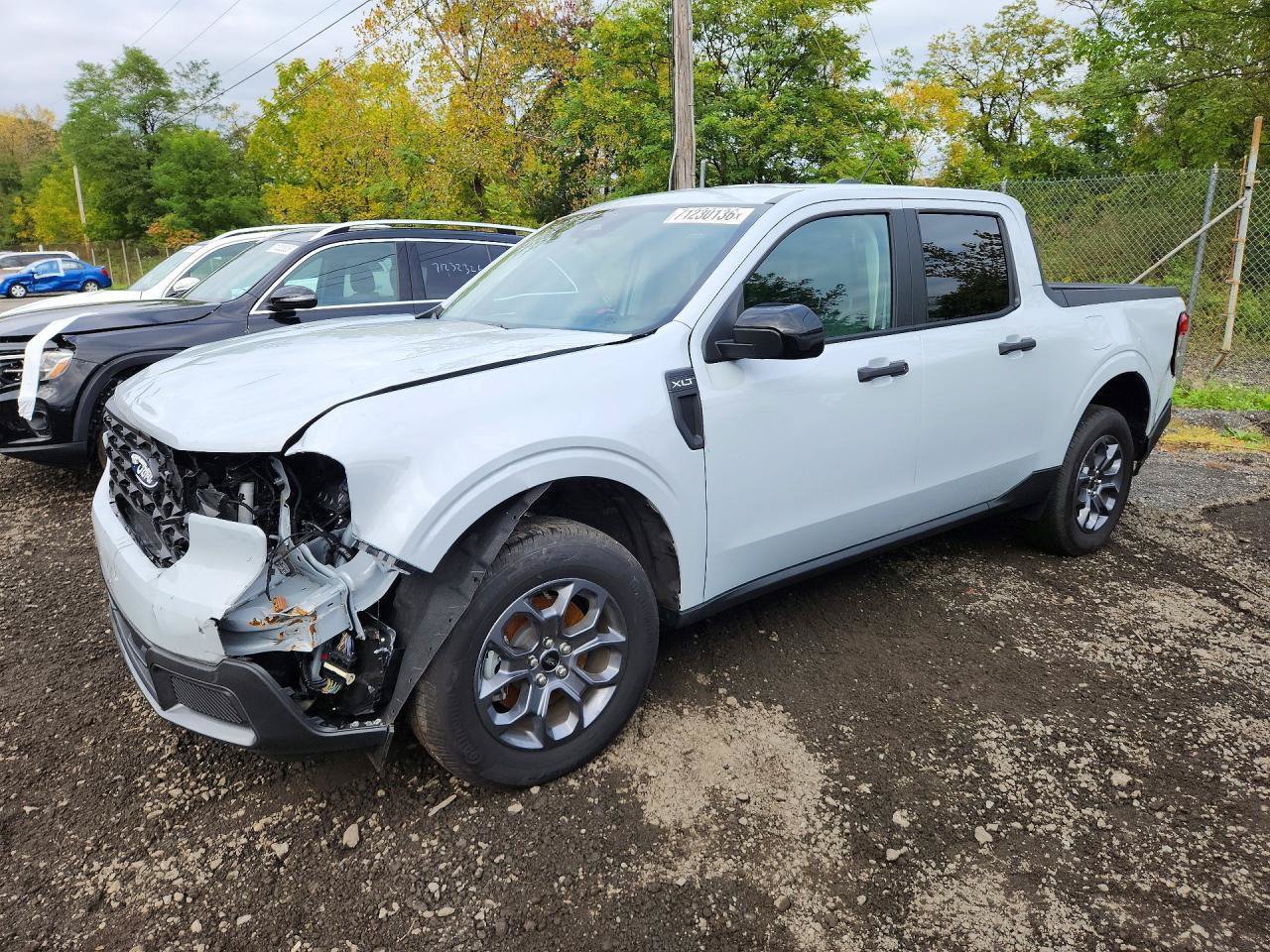 Used 2026 Ford Maverick XLT w/ Equipment Group 301A AWD/4WD image 3