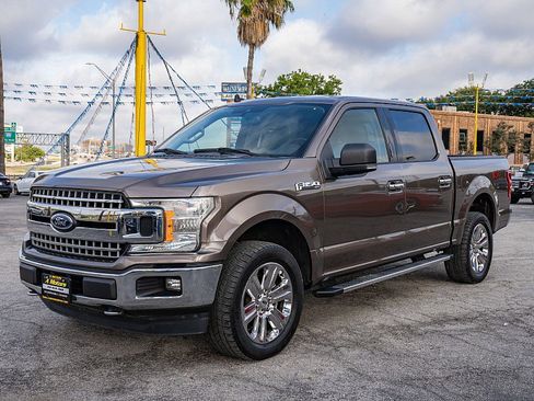 Used 2019 Ford F150 XLT w/ Equipment Group 302A Luxury image 9