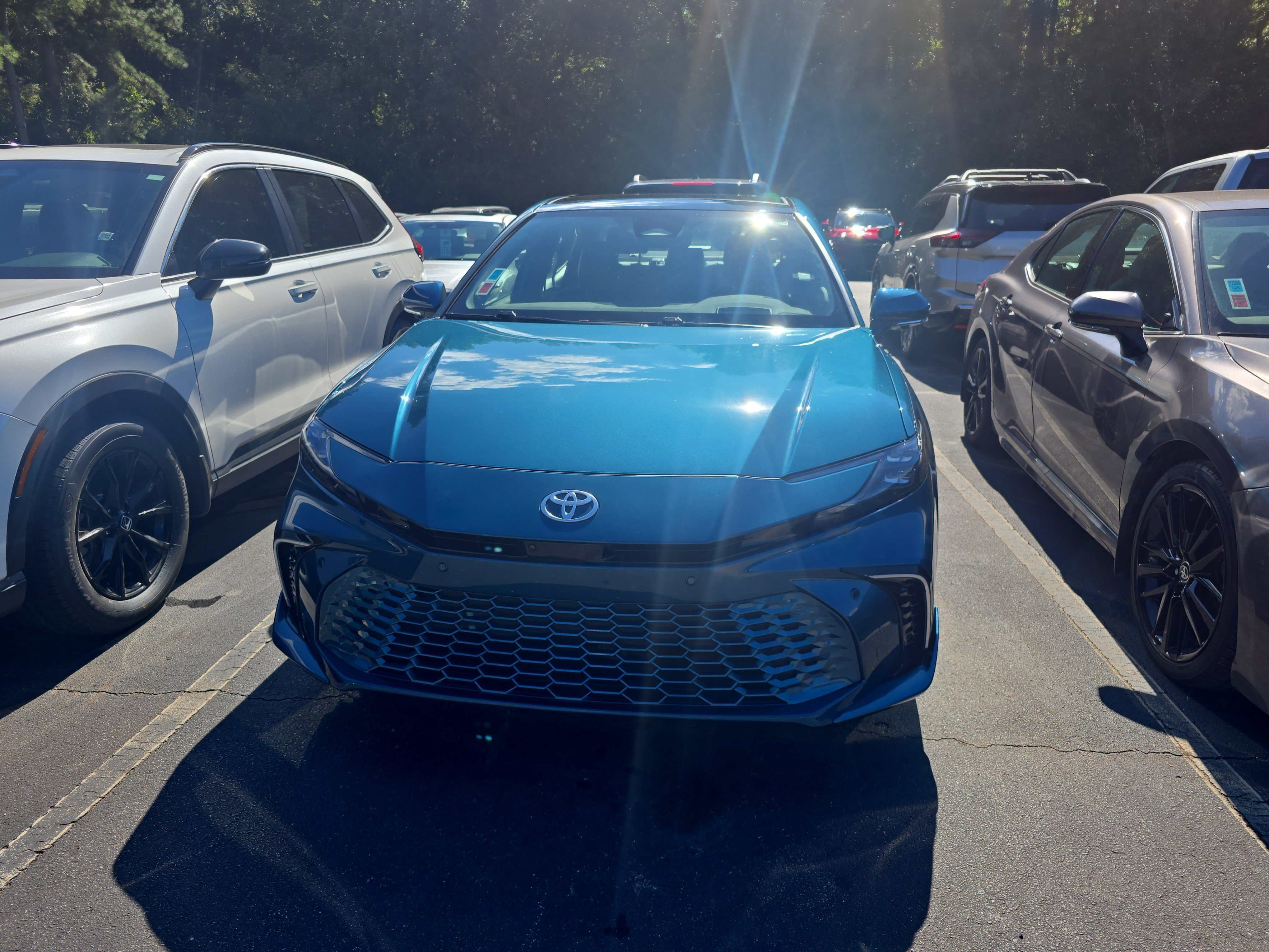 Used 2025 Toyota Camry XSE w/ Premium Plus Package FWD image 2